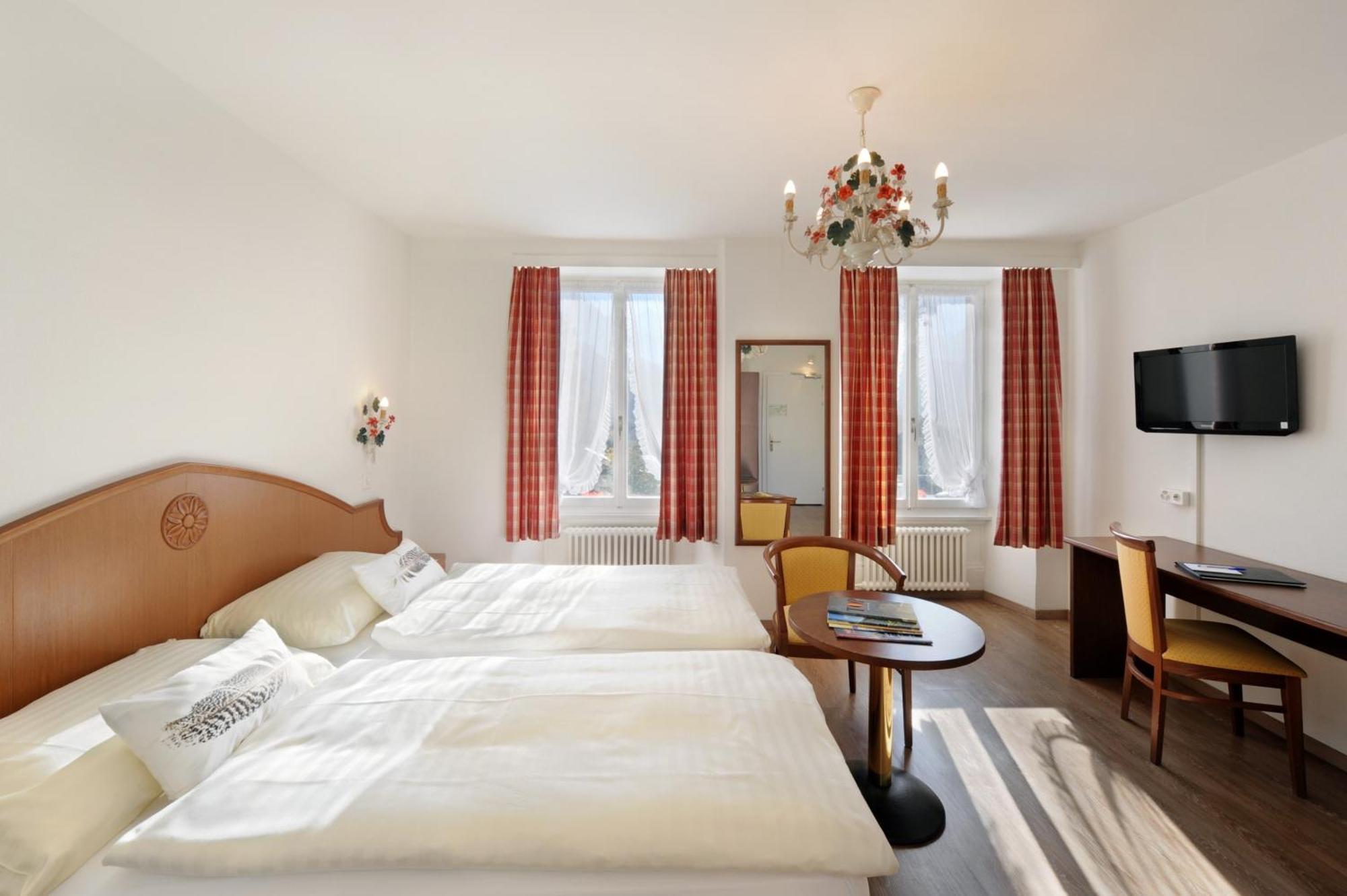 Hotel Beausite Unterseen Quarto foto